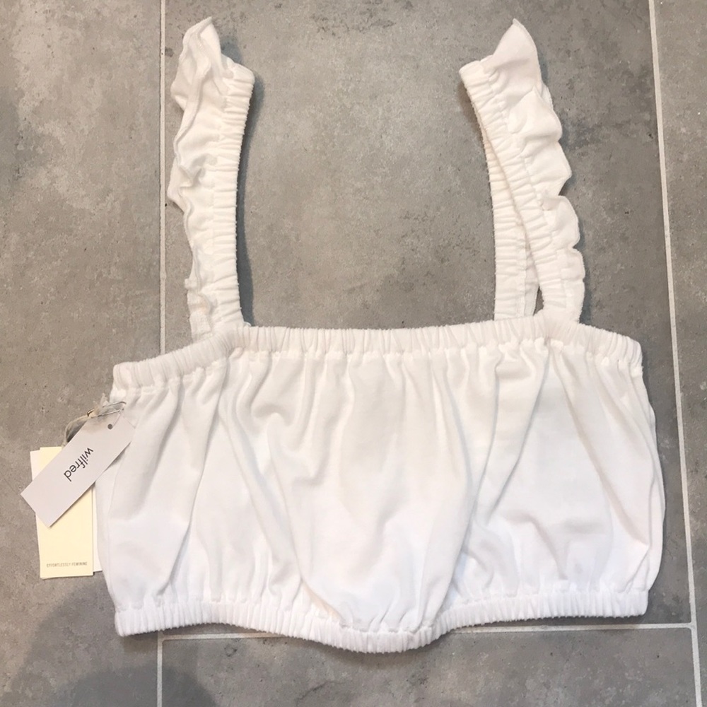 White cropped tank